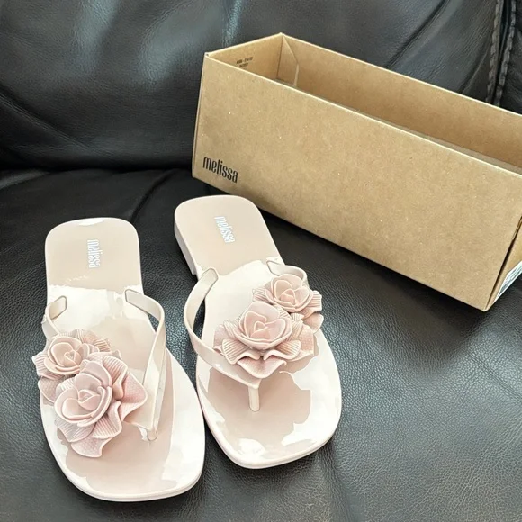 Melissa Blush Floral Women's Sandals - Picture 1 of 4